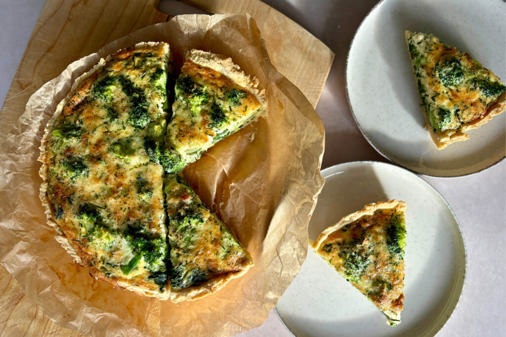 Quiche mit Blumenkohl, Brokkoli und Mangold