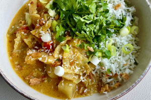 Wirsing-Curry mit Kokos-Reis